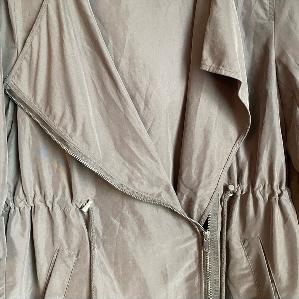 H&M divided lightweight Jacket - Picture 4 of 7